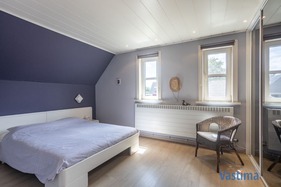 Immo Vastima - Huis Te koop Affligem - Halfopen gezinswoning met 3-4 slaapkamers en extra garage