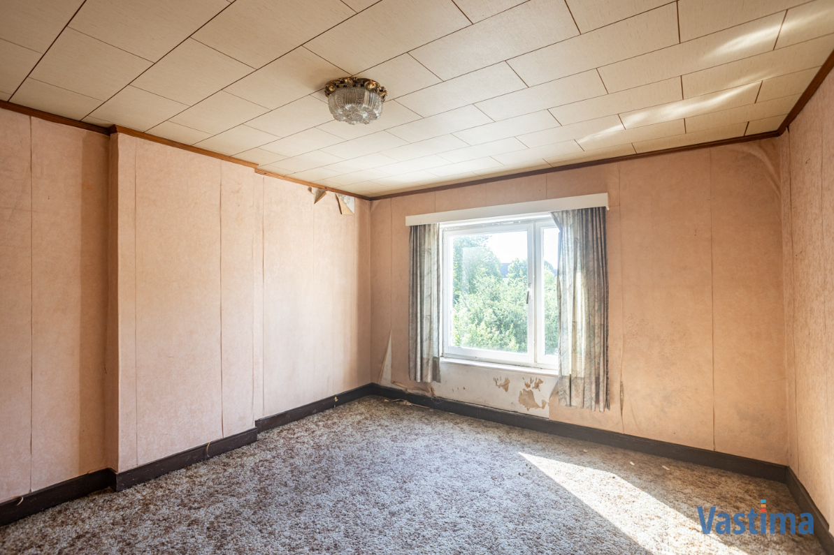 Immo Vastima - Huis Te koop Erembodegem - Renovatiewoning met grote tuin nabij centrum Erembodegem