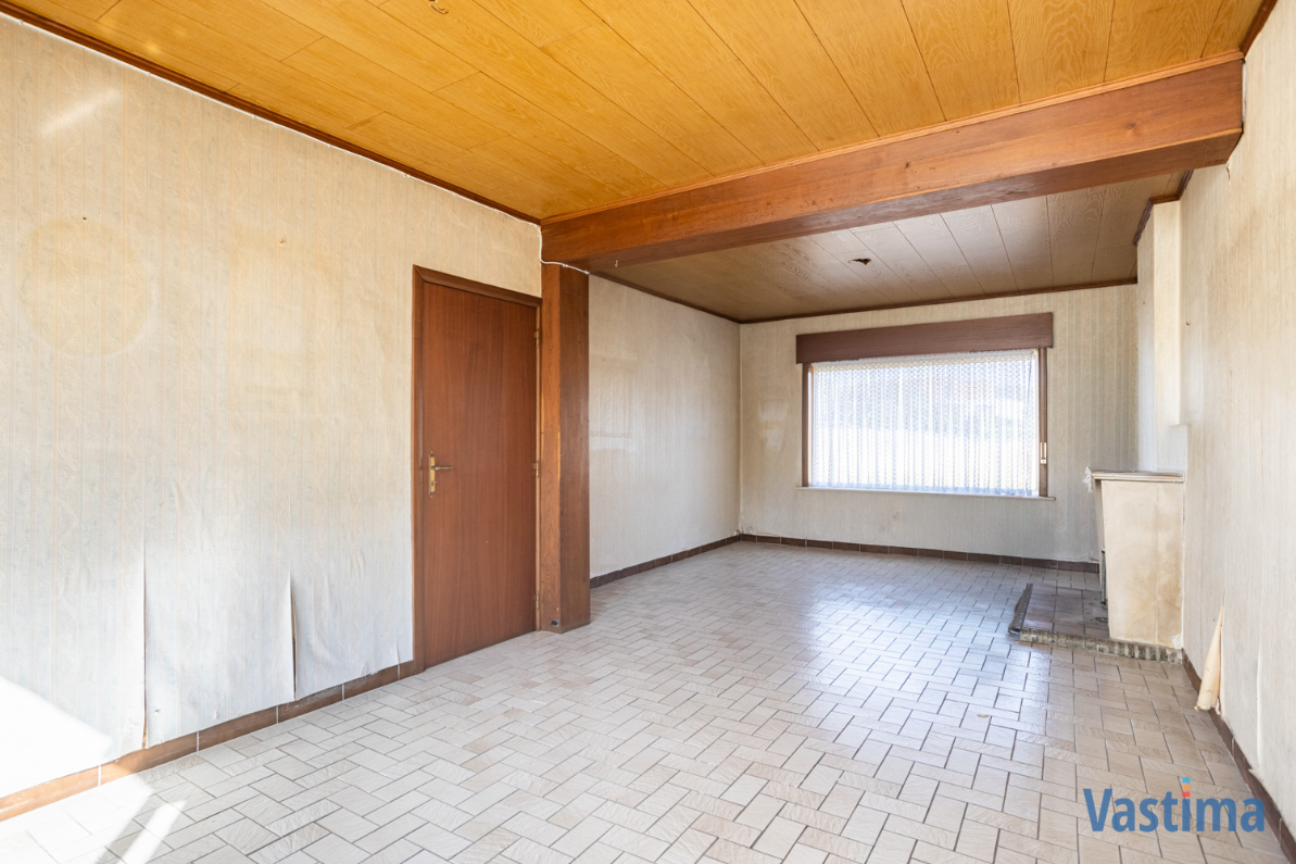 Immo Vastima - Huis Te koop Erembodegem - Renovatiewoning met aanpalende bouwgrond nabij centrum Erembodegem