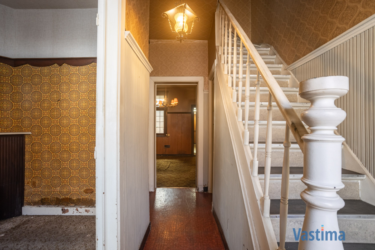 Immo Vastima - Huis Te koop Aalst - Renovatieproject met tuin nabij centrum Aalst