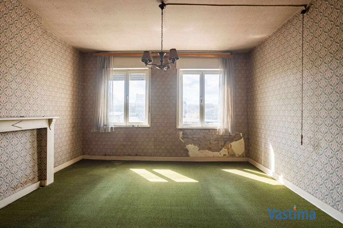 Immo Vastima - Huis Te koop Aalst - Renovatieproject met tuin nabij centrum Aalst
