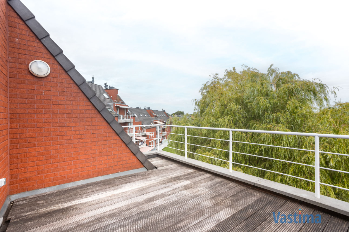 Immo Vastima - Appartement Te koop Aalst - Licht, ruimte en locatie – appartement met 2 slaapkamers, groot terras en garage