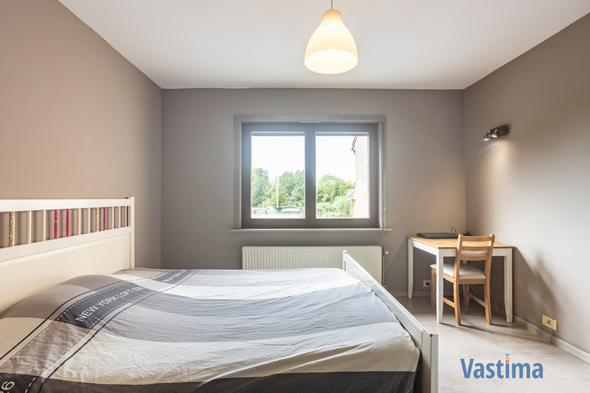 Immo Vastima - Huis Te koop Aalst - Halfopen bebouwing met zonnige tuin in doodlopende straat