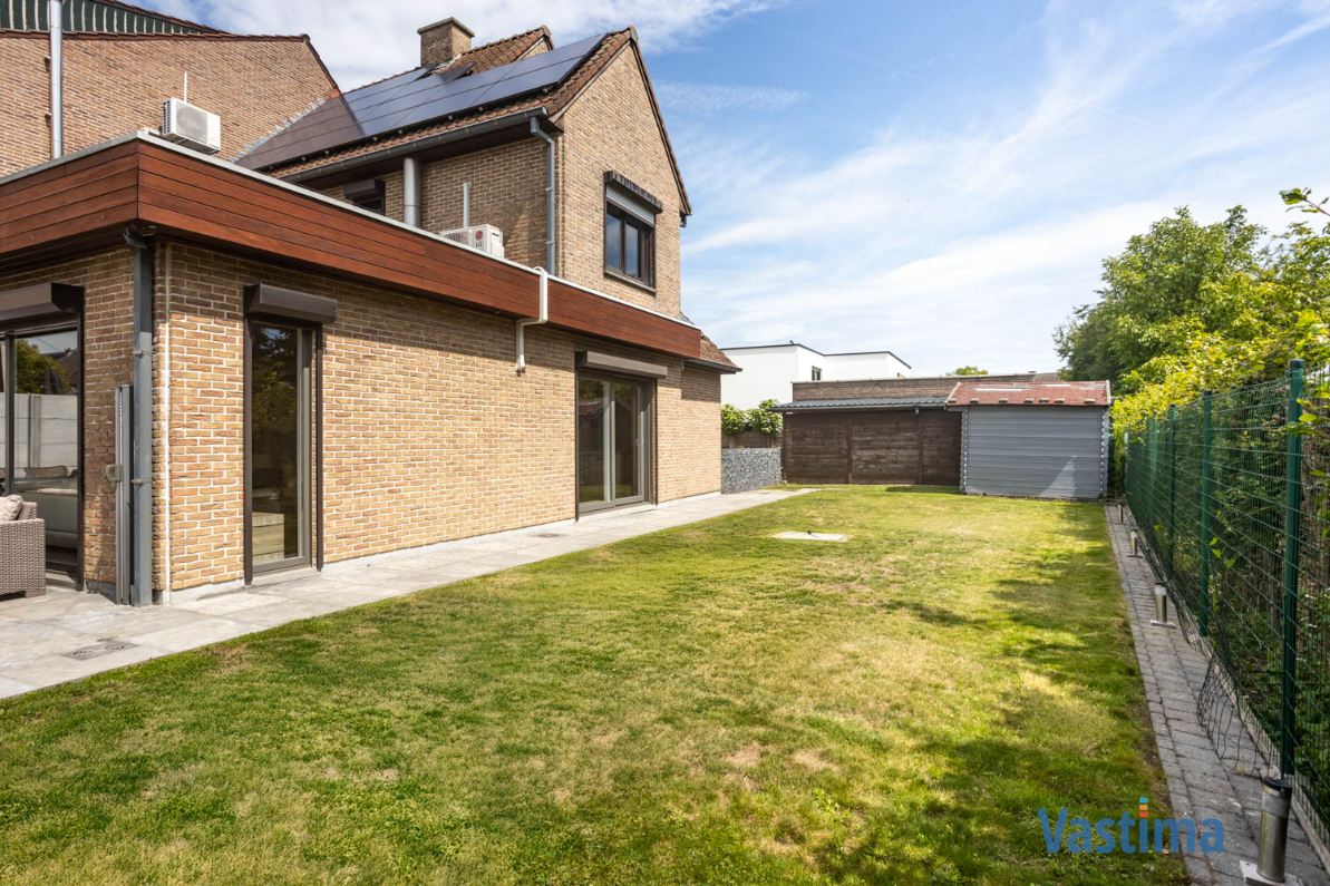Immo Vastima - Huis Te koop Aalst - Halfopen bebouwing met zonnige tuin in doodlopende straat