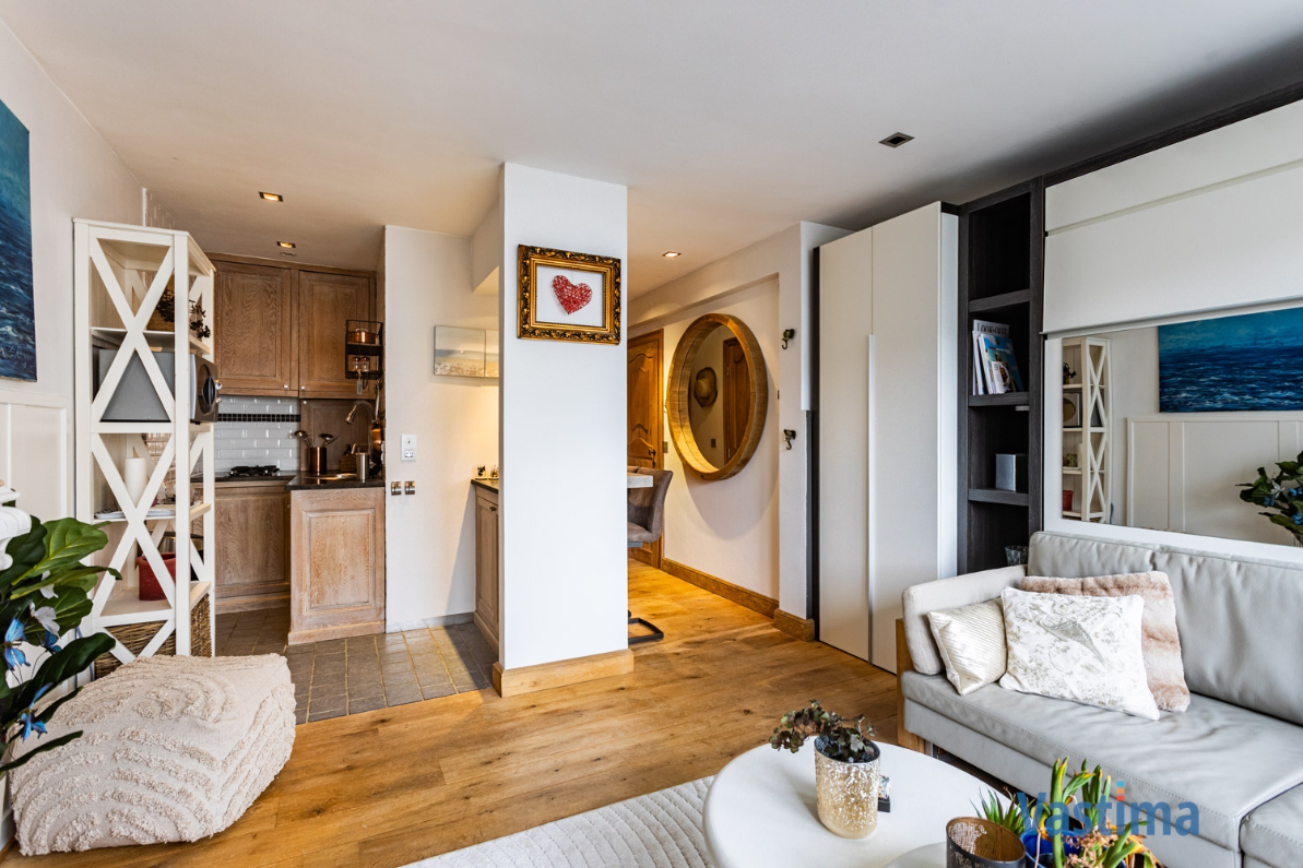 Immo Vastima - Appartement Te koop Knokke - Instapklare bemeubelde studio nabij het strand