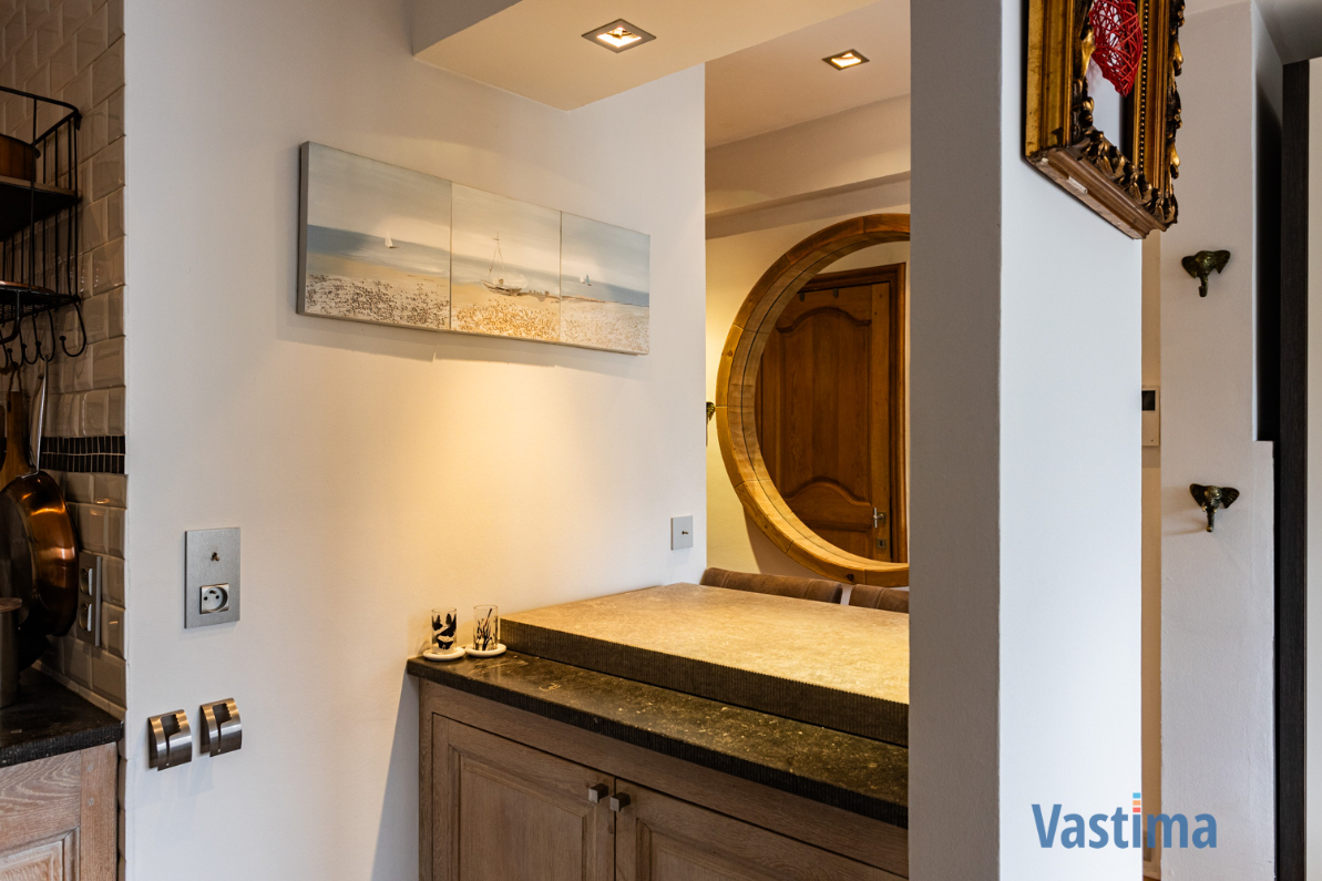 Immo Vastima - Appartement Te koop Knokke - Instapklare bemeubelde studio nabij het strand