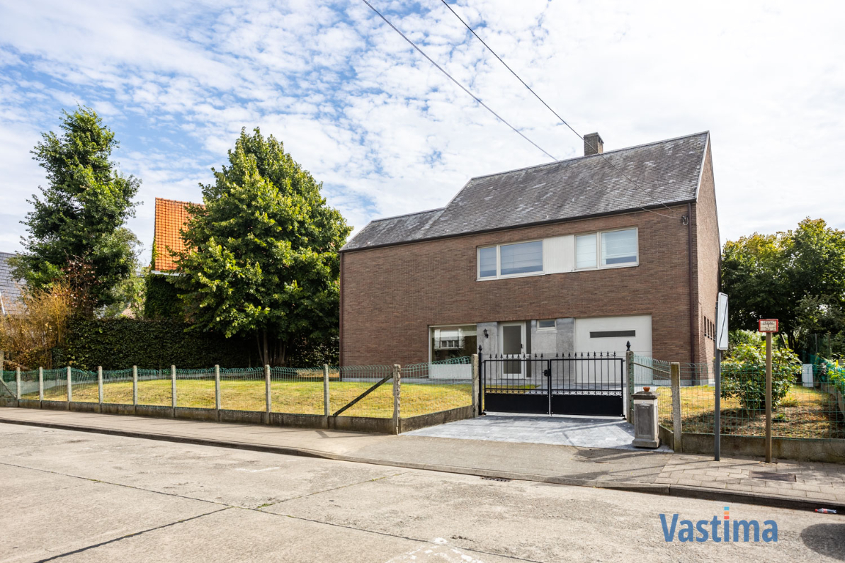 Immo Vastima - Huis Te koop Aalst - Lichtrijke villa met royale tuin vlak bij natuur & stadsleven
