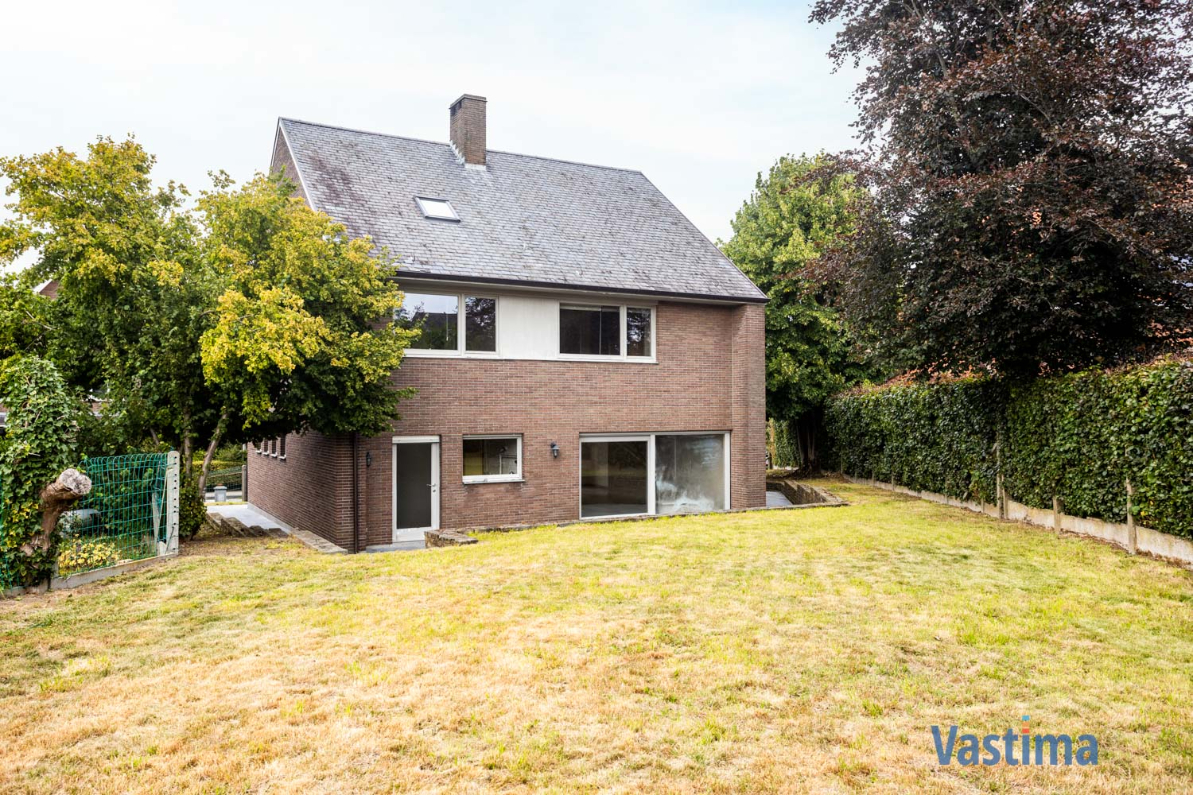 Immo Vastima - Huis Te koop Aalst - Lichtrijke villa met royale tuin vlak bij natuur & stadsleven