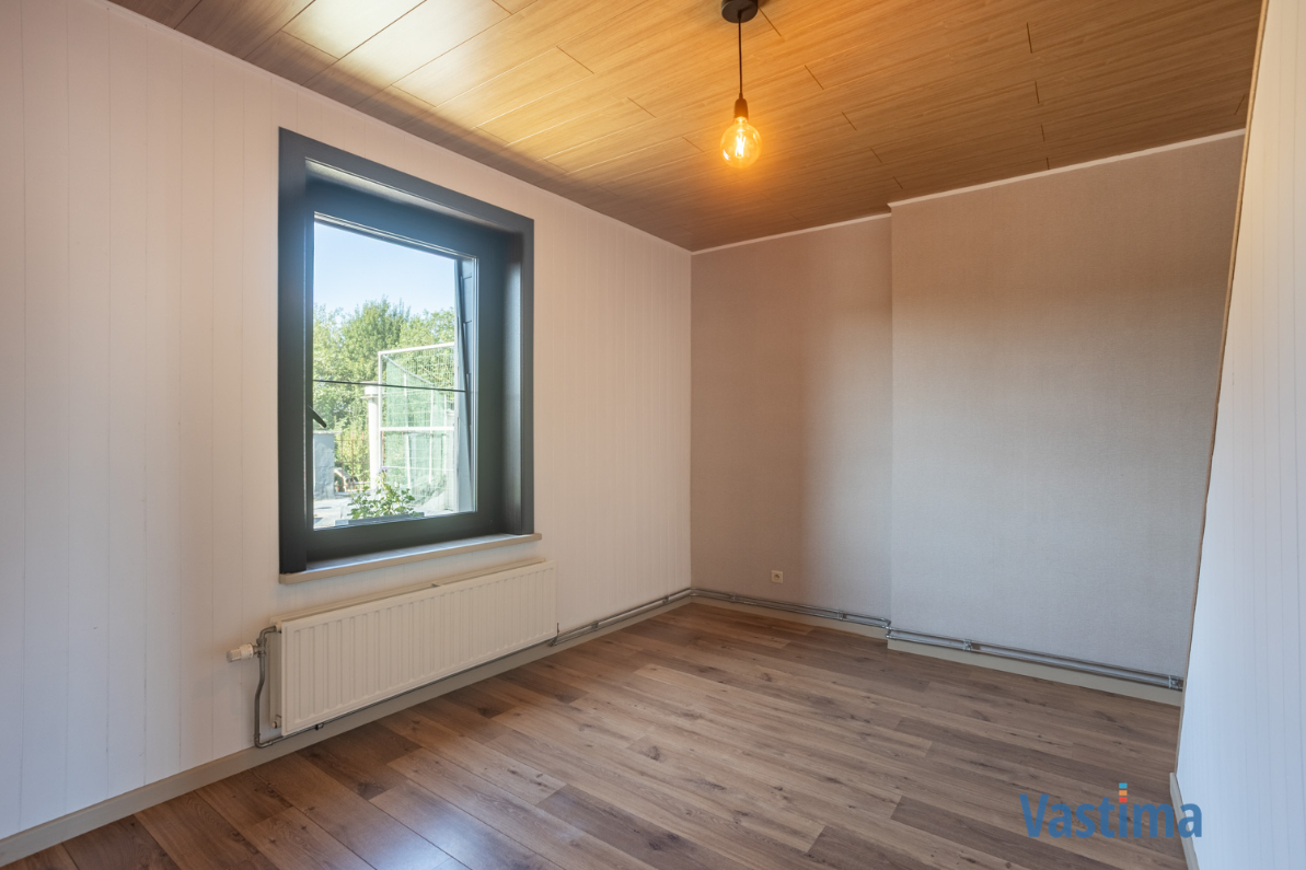 Immo Vastima - Huis Te koop Aalst - Instapklare gezins- of starterswoning met tuin, garage én topbereikbaarheid