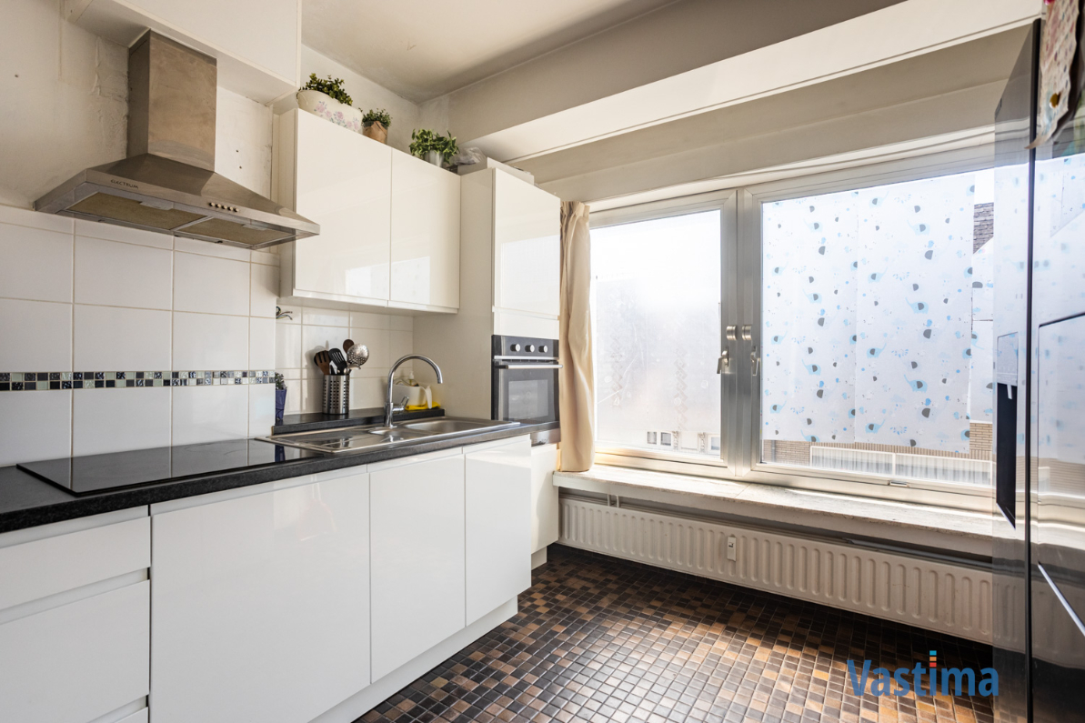 Immo Vastima - Appartement Te koop Aalst - Appartement met 3 slaapkamers en terras in hartje Aalst
