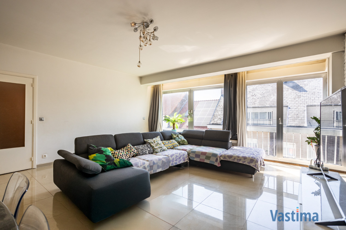 Immo Vastima - Appartement Te koop Aalst - Appartement met 3 slaapkamers en terras in hartje Aalst