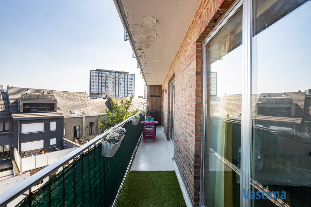Immo Vastima - Appartement Te koop Aalst - Appartement met 3 slaapkamers en terras in hartje Aalst