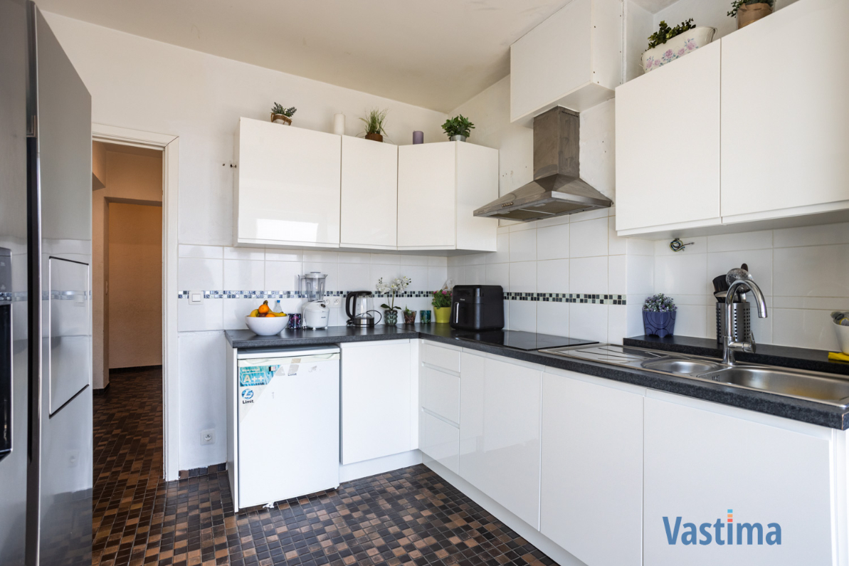 Immo Vastima - Appartement Te koop Aalst - Appartement met 3 slaapkamers en terras in hartje Aalst