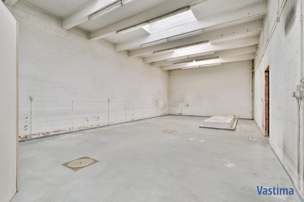 Immo Vastima - Garage Te huur Aalst - Afgesloten stockageruimte centrum Aalst