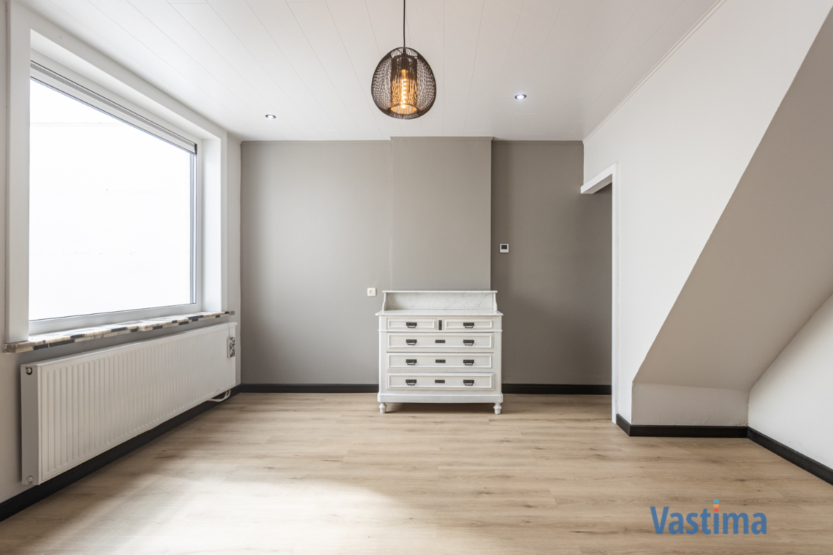 Immo Vastima - Huis Te koop Aalst - Volledig gerenoveerde rijwoning met 3 slaapkamers nabij centrum Aalst