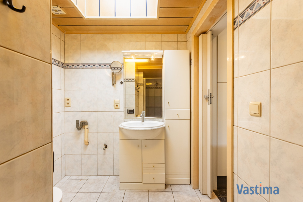 Immo Vastima - Huis Te koop Aalst - Charmante stadswoning met koer in het hart van de stad