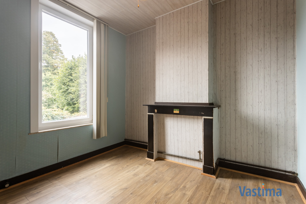 Immo Vastima - Huis Te koop Aalst - Charmante stadswoning met koer in het hart van de stad