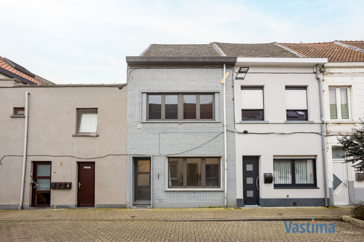 Immo Vastima - Huis Verkocht Aalst - Stadswoning met 3 slaapkamers en buitenruimte centrum Aalst