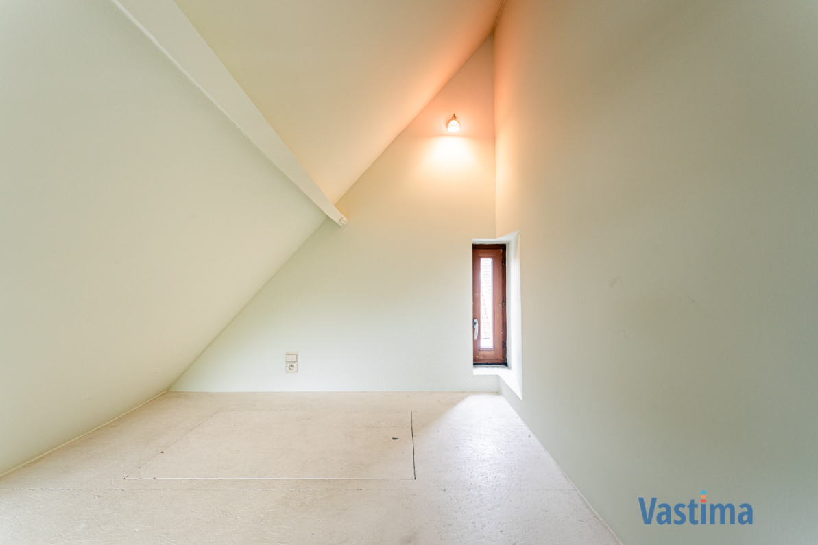 Immo Vastima - Huis Te koop Aalst - Instapklare stadswoning met tuin: ruimte, licht en comfort in één