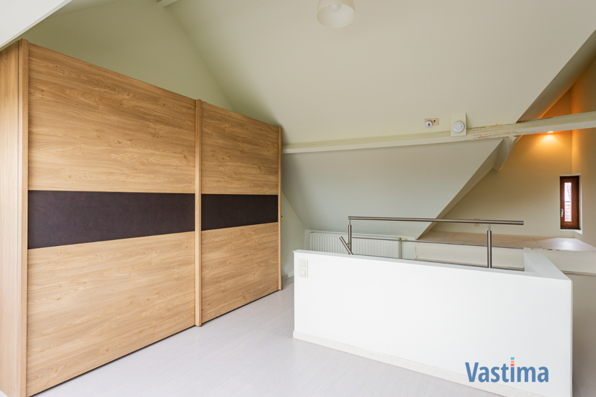 Immo Vastima - Huis Te koop Aalst - Instapklare stadswoning met tuin: ruimte, licht en comfort in één