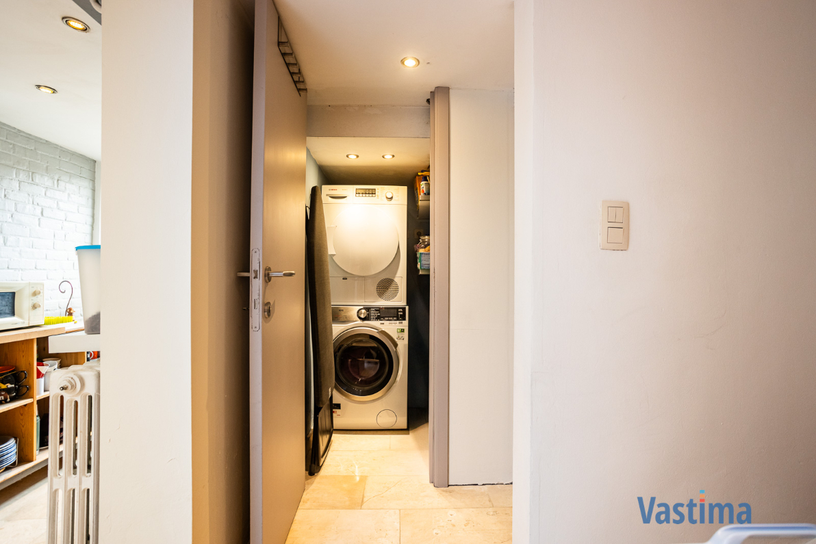 Immo Vastima - Huis Te koop Aalst - Instapklare woning met 4 slaapkamers en tuin nabij centrum Aalst