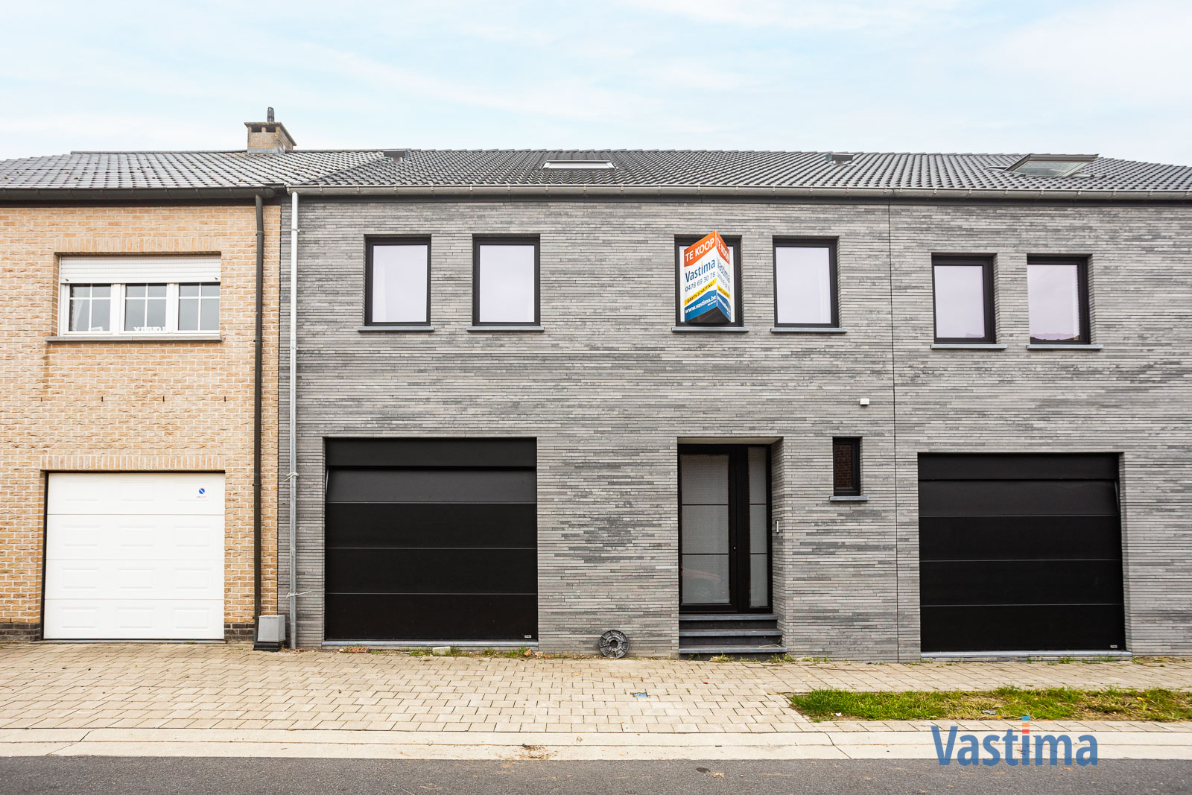 Immo Vastima - Huis Te koop Denderleeuw - Nieuwbouw gesloten woning met 3 slaapkamers, garage en tuin