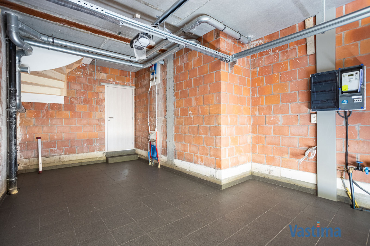 Immo Vastima - Huis Te koop Denderleeuw - Nieuwbouw gesloten woning met 3 slaapkamers, garage en tuin