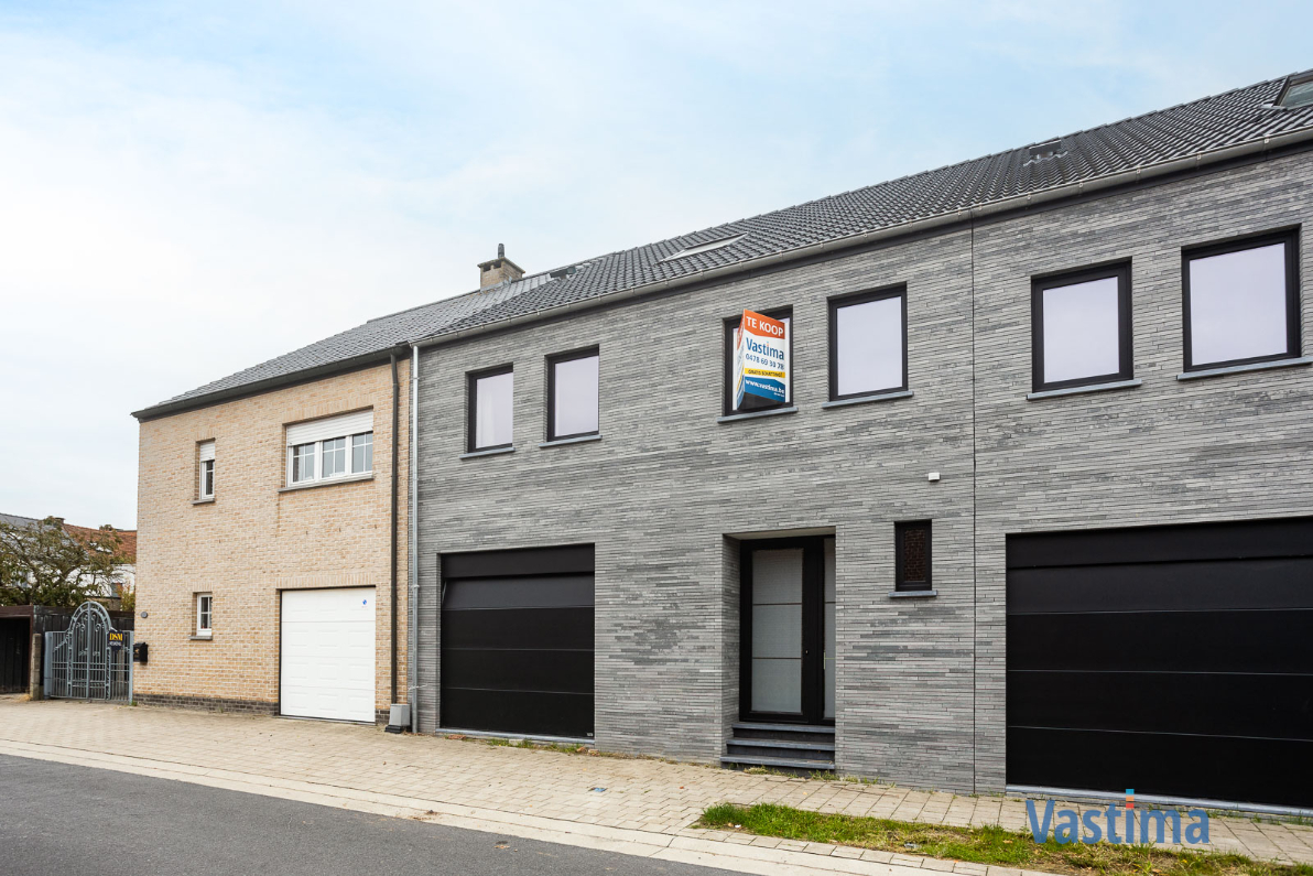 Immo Vastima - Huis Te koop Denderleeuw - Nieuwbouw gesloten woning met 3 slaapkamers, garage en tuin