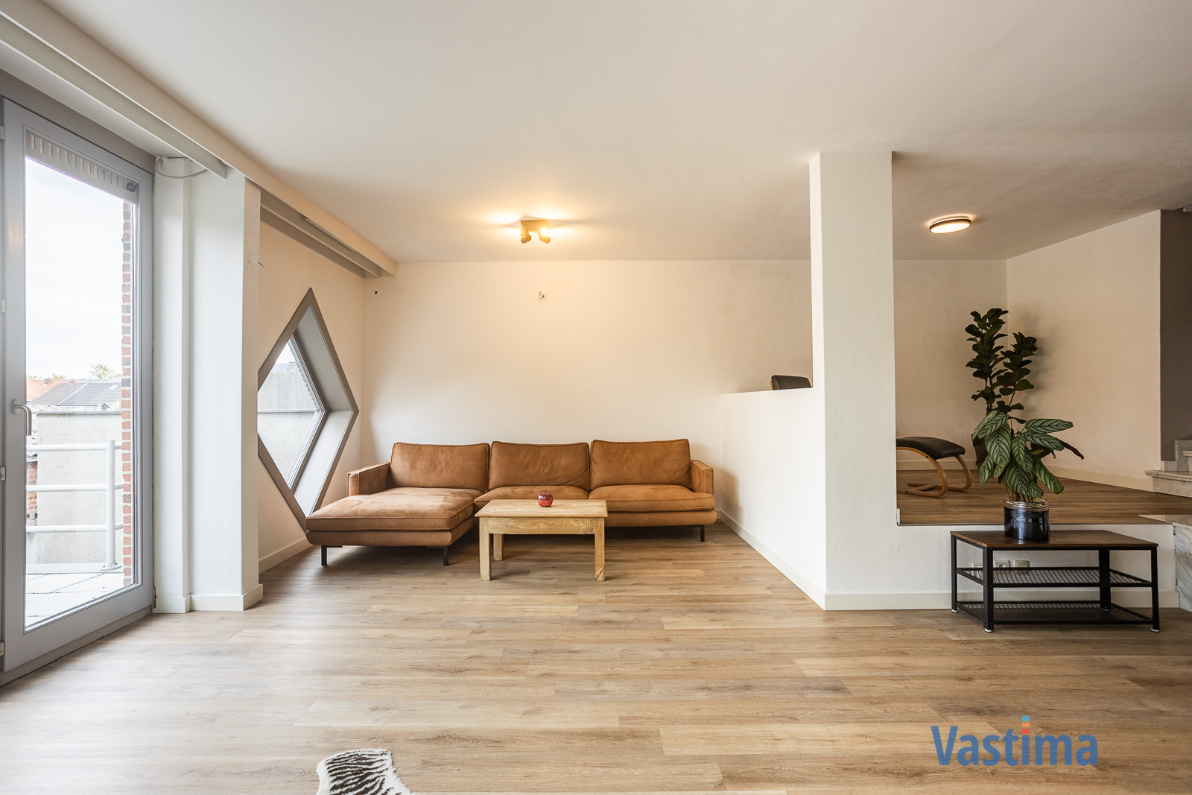 Immo Vastima - Huis Te koop Erembodegem - Instapklare architectenwoning met 4 slaapkamers, tuin en garage nabij centrum Erembodegem