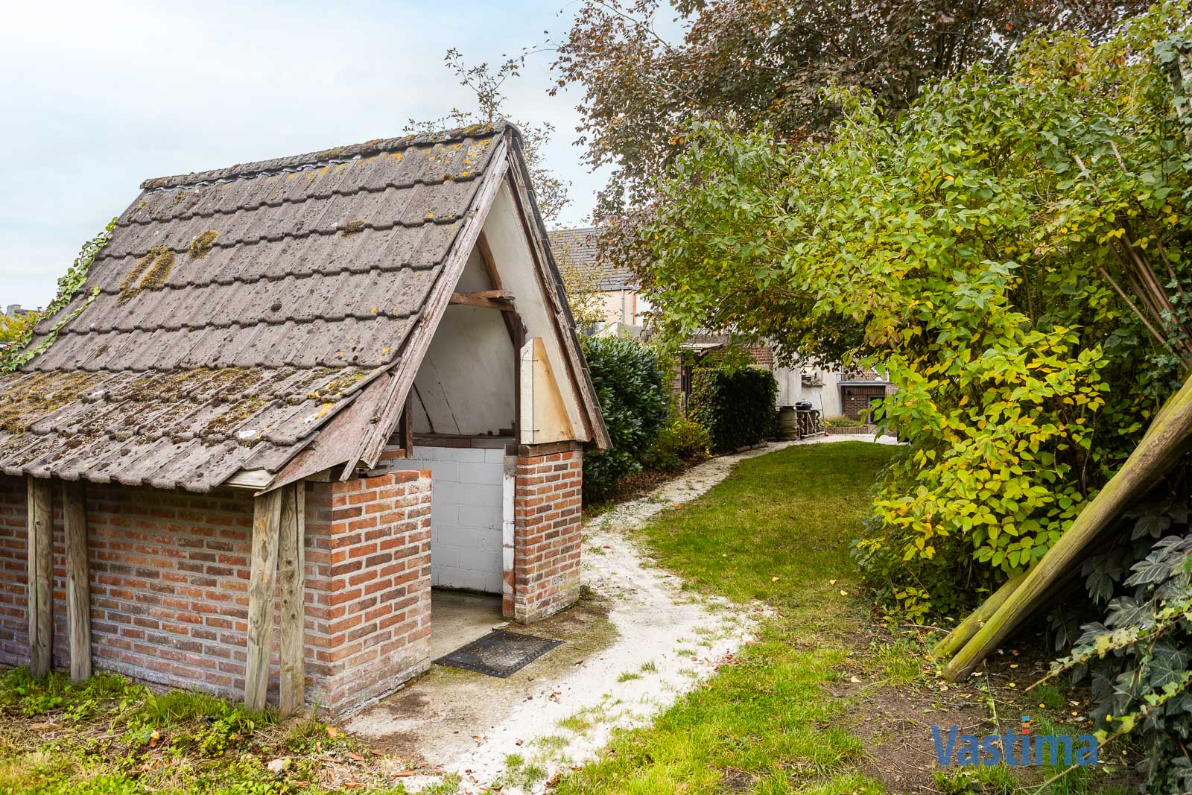 Immo Vastima - Huis Te koop Erembodegem - Instapklare architectenwoning met 4 slaapkamers, tuin en garage nabij centrum Erembodegem