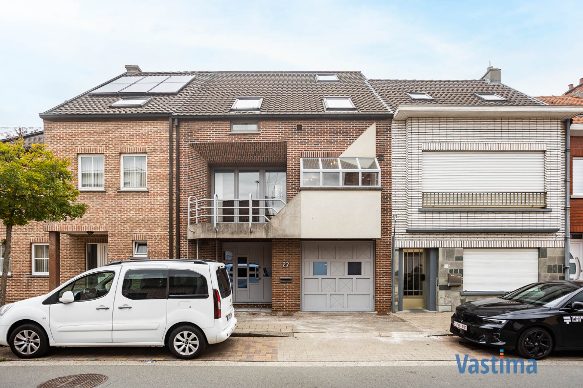 Immo Vastima - Huis Te koop Erembodegem - Instapklare architectenwoning met 4 slaapkamers, tuin en garage nabij centrum Erembodegem