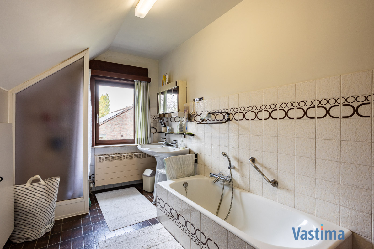 Immo Vastima - Huis Te koop Aalst - Charmante villa met perfecte ligging in residentiële wijk van Aalst