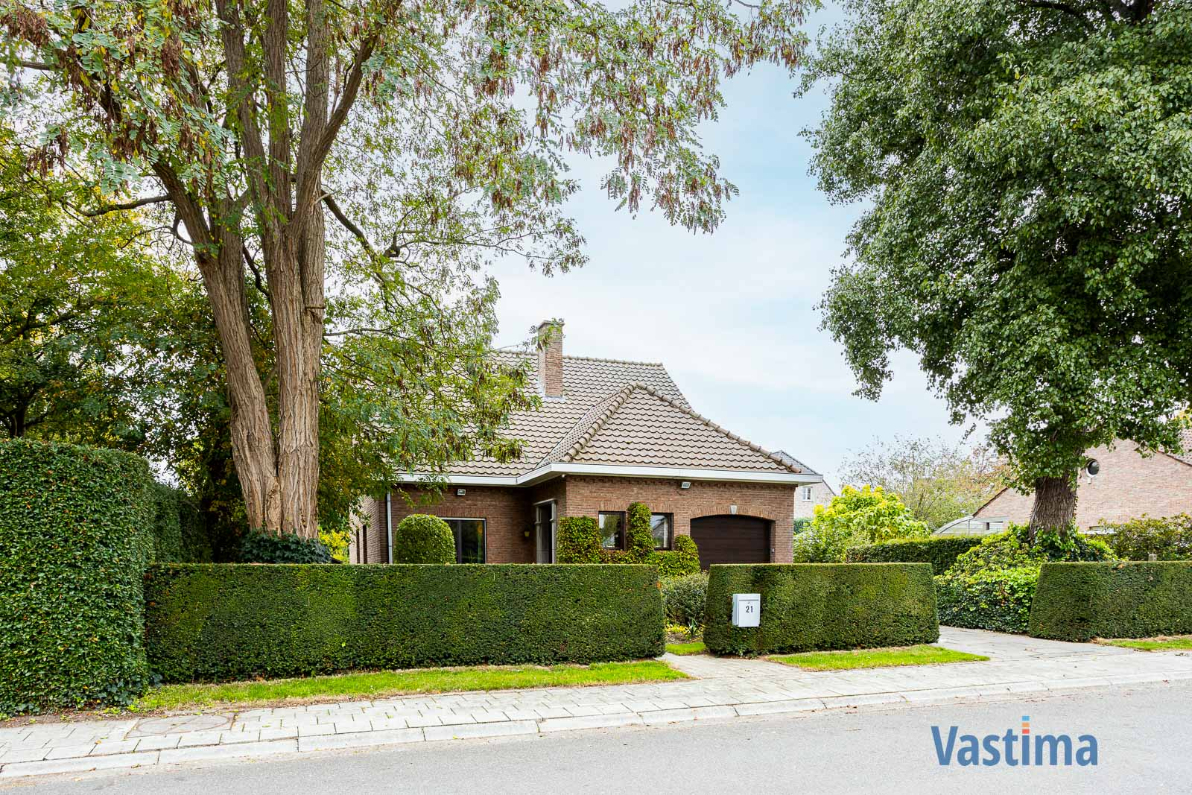 Immo Vastima - Huis Te koop Aalst - Charmante villa met perfecte ligging in residentiële wijk van Aalst