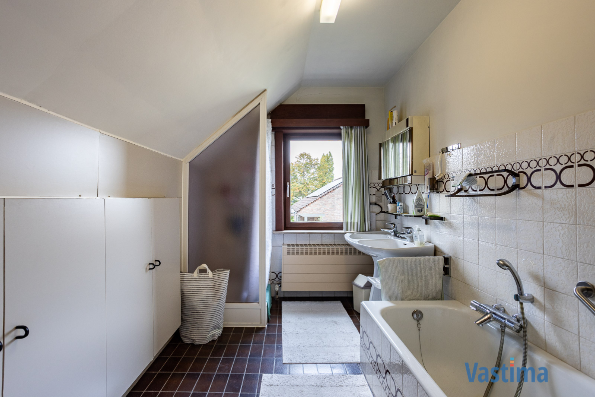 Immo Vastima - Huis Te koop Aalst - Charmante villa met perfecte ligging in residentiële wijk van Aalst