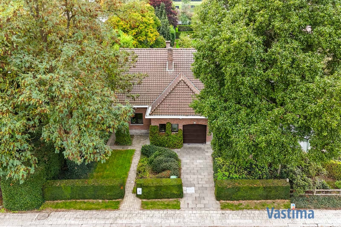 Immo Vastima - Huis Te koop Aalst - Charmante villa met perfecte ligging in residentiële wijk van Aalst