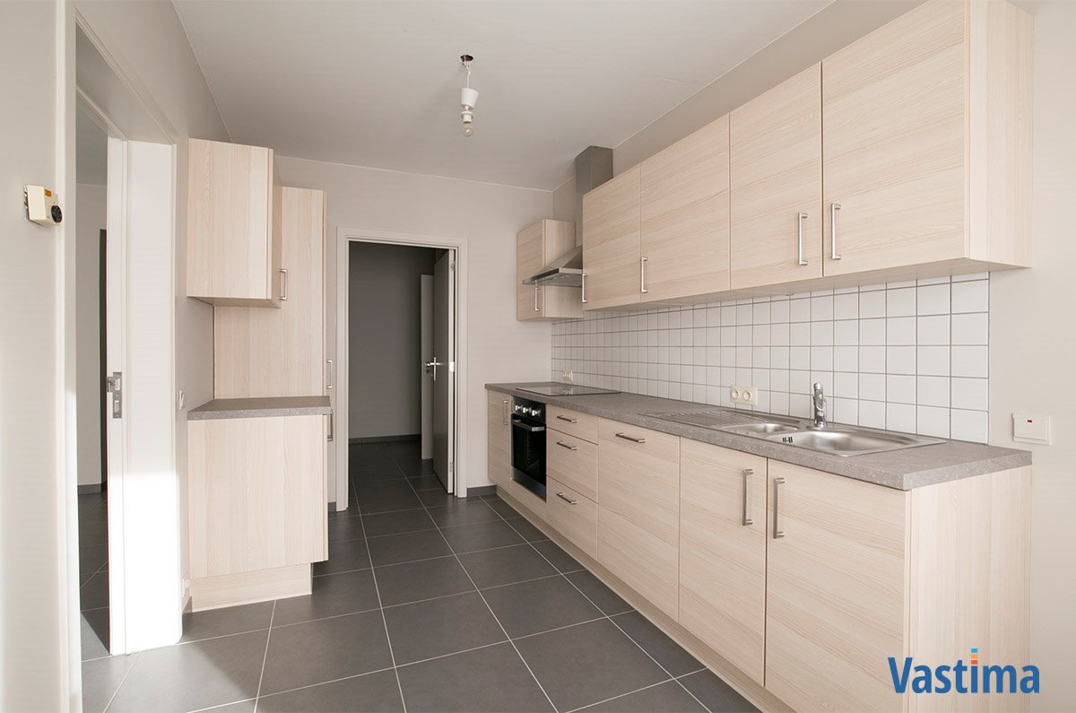 Immo Vastima - Appartement Te huur Erembodegem - Lichtrijk appartement nabij station Haaltert met garage