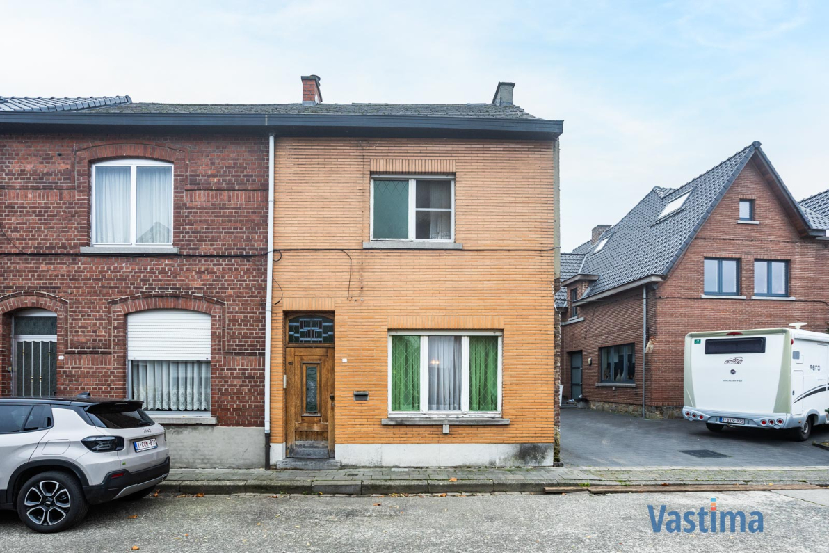 Immo Vastima - Huis Te koop Erembodegem - Gezinswoning met 3 slaapkamers en tuin nabij Erembodegem Dorp