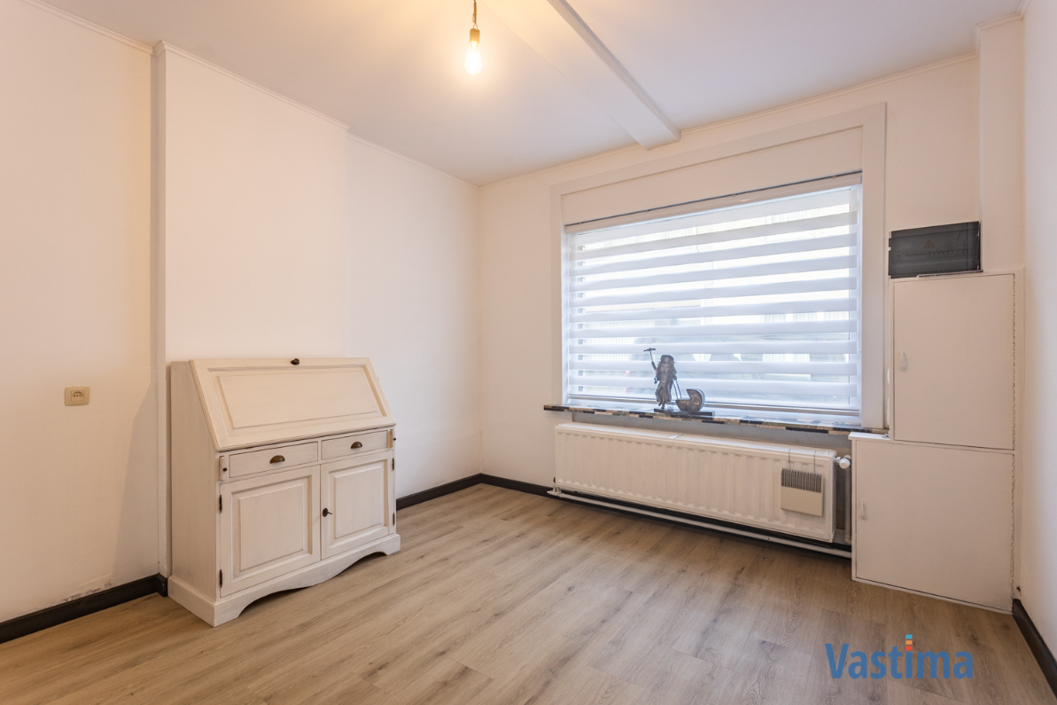 Immo Vastima - Huis Te koop Aalst - Volledig gerenoveerde rijwoning met 3 slaapkamers nabij centrum Aalst
