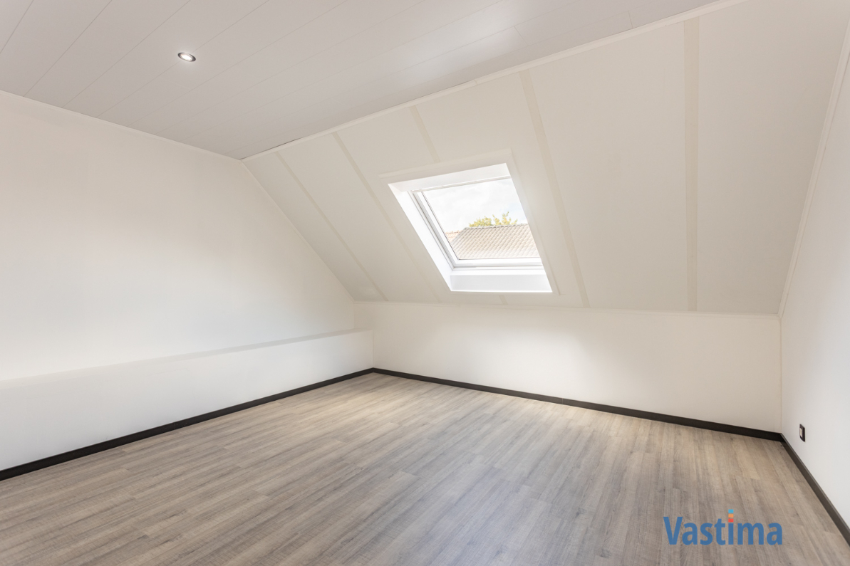 Immo Vastima - Huis Te koop Aalst - Volledig gerenoveerde rijwoning met 3 slaapkamers nabij centrum Aalst
