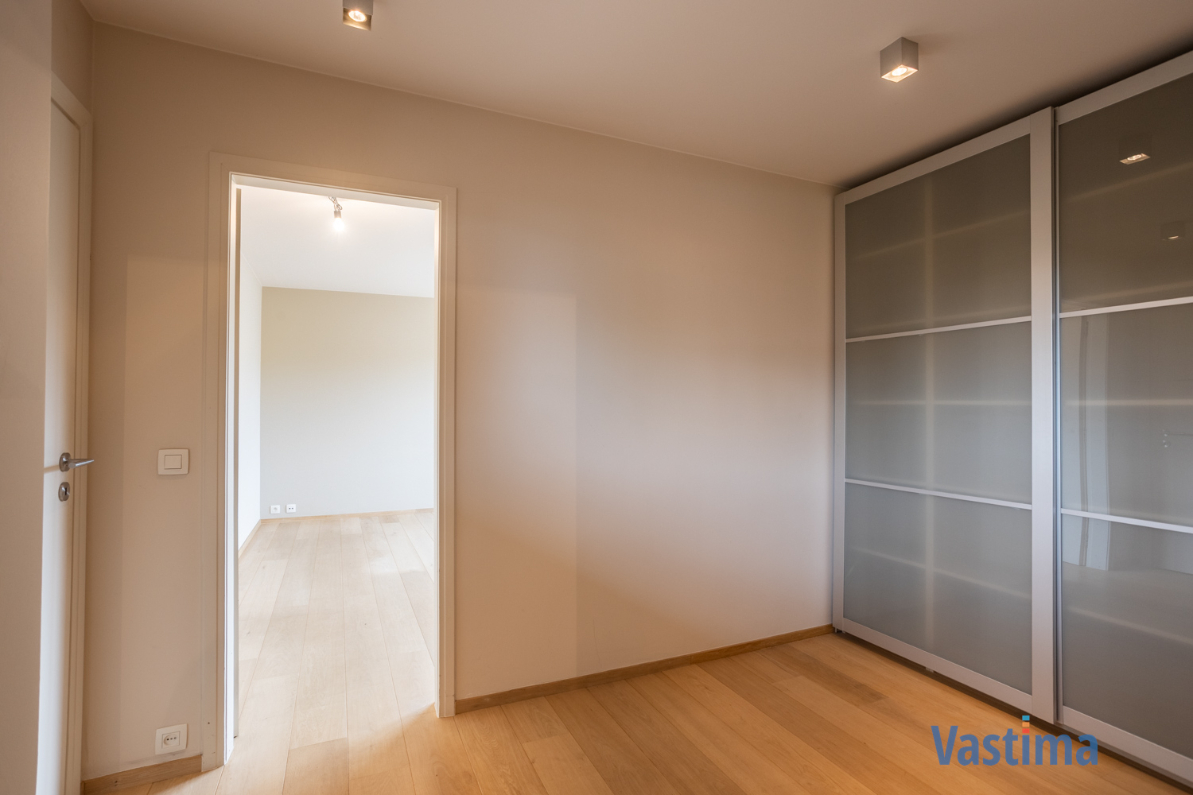 Immo Vastima - Huis Te koop Aalst - Lichtrijke villa met royale tuin vlak bij natuur & stadsleven