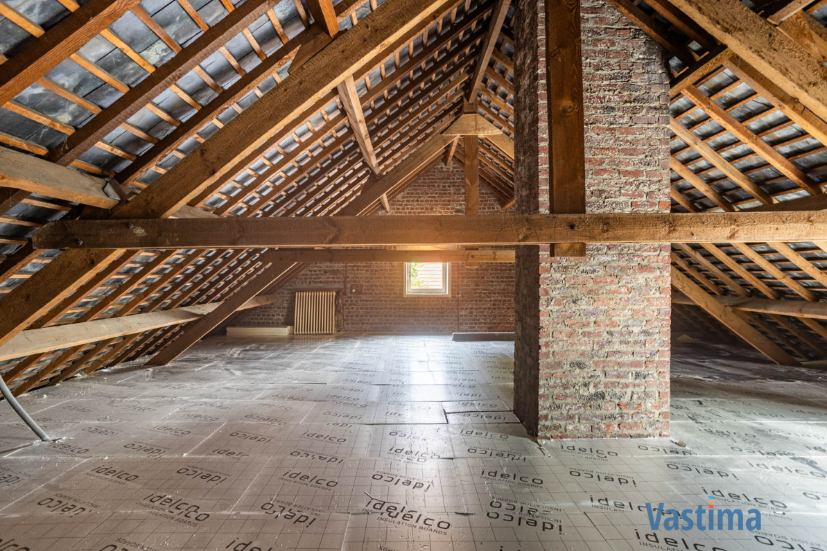 Immo Vastima - Huis Te koop Aalst - Lichtrijke villa met royale tuin vlak bij natuur & stadsleven