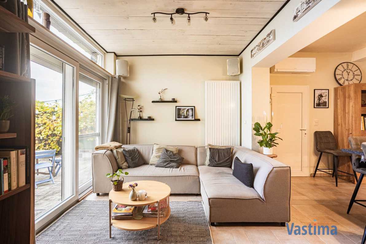 Immo Vastima - Huis Te koop Affligem - Instapklare woning met 3 slaapkamers, dubbele garage en grote tuin