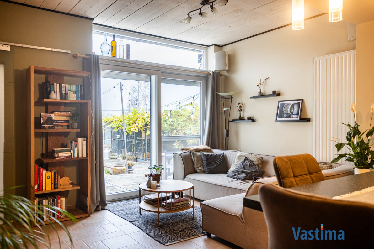 Immo Vastima - Huis Te koop Affligem - Instapklare woning met 3 slaapkamers, dubbele garage en grote tuin