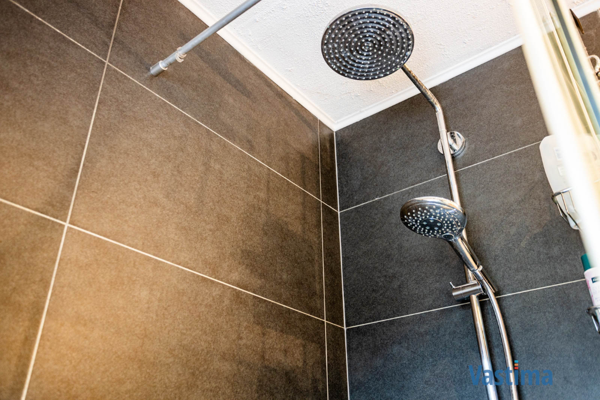 Immo Vastima - Huis Te koop Affligem - Instapklare woning met 3 slaapkamers, dubbele garage en grote tuin