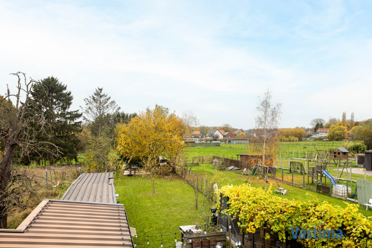 Immo Vastima - Huis Te koop Affligem - Instapklare woning met 3 slaapkamers, dubbele garage en grote tuin