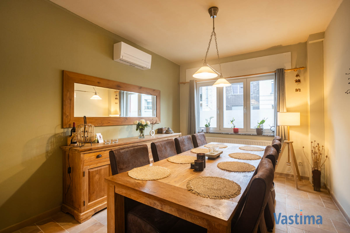 Immo Vastima - Huis Te koop Affligem - Instapklare woning met 3 slaapkamers, dubbele garage en grote tuin