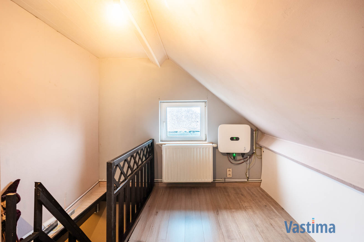 Immo Vastima - Huis Te koop Affligem - Instapklare woning met 3 slaapkamers, dubbele garage en grote tuin