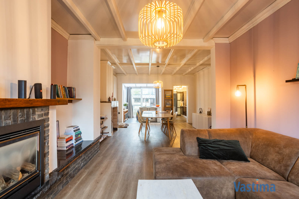 Immo Vastima - Huis Te koop Erembodegem - Gerenoveerde gezinswoning met tuin in Erembodegem