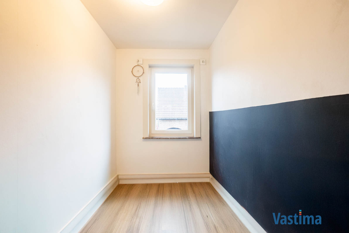 Immo Vastima - Huis Te koop Erembodegem - Gerenoveerde gezinswoning met tuin in Erembodegem