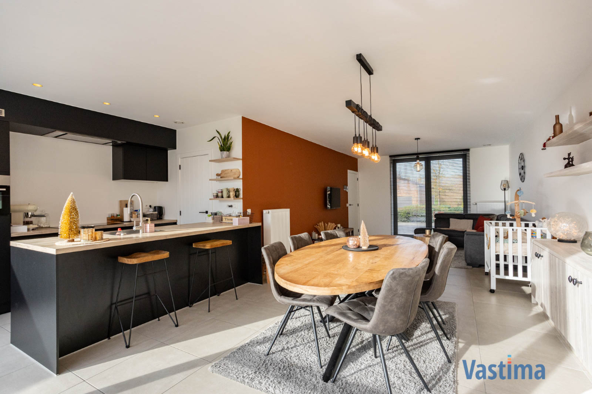 Immo Vastima - Huis Te koop Essene - Recente gezinswoning met ruimte, comfort én een uitstekende ligging